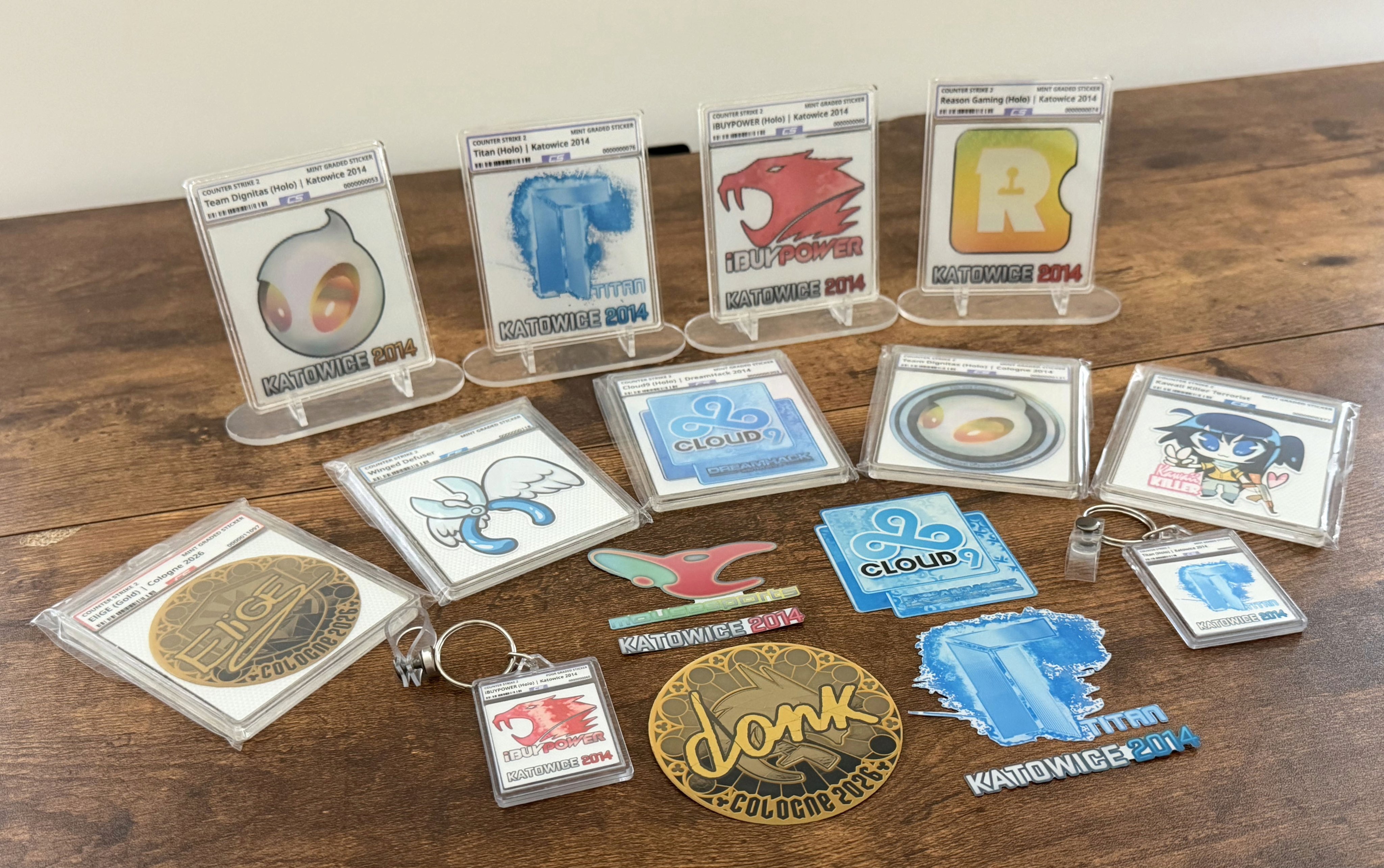Largest order yet. 9 slabs. Katowice 2014 Lenticular holo, and some other extras.